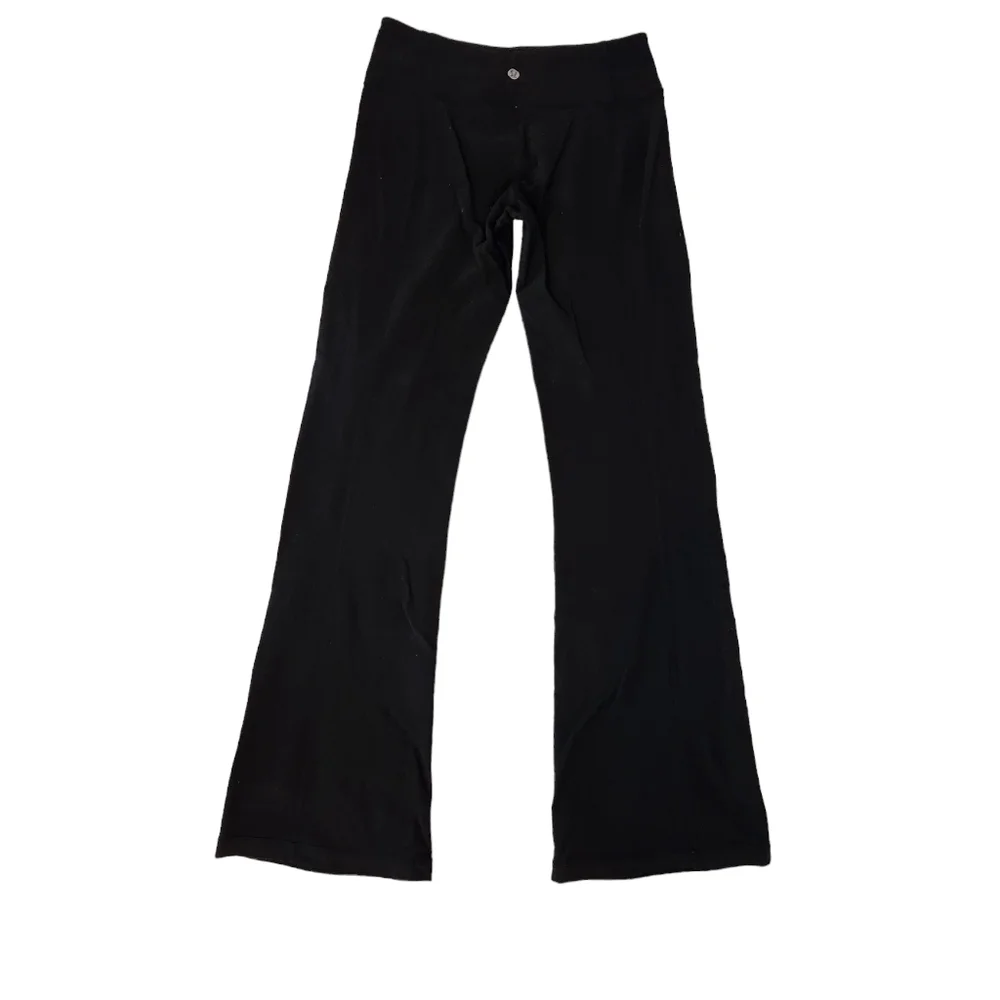 Lululemon Reversible Flare Leggings - Black & White - Picture 4 of 11